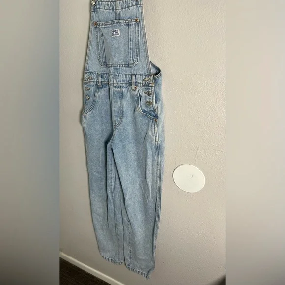 Women’s Pull & Bear Denim Overalls Dungarees Light Blue 100% Cotton Sz Small - Picture 2 of 7